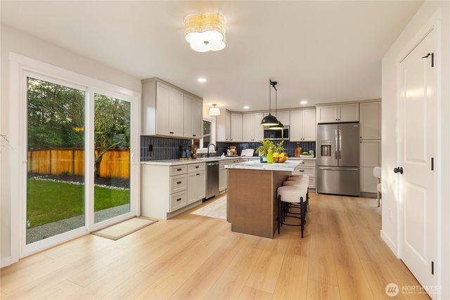 4709 NE 18th Street, Renton, WA 98059