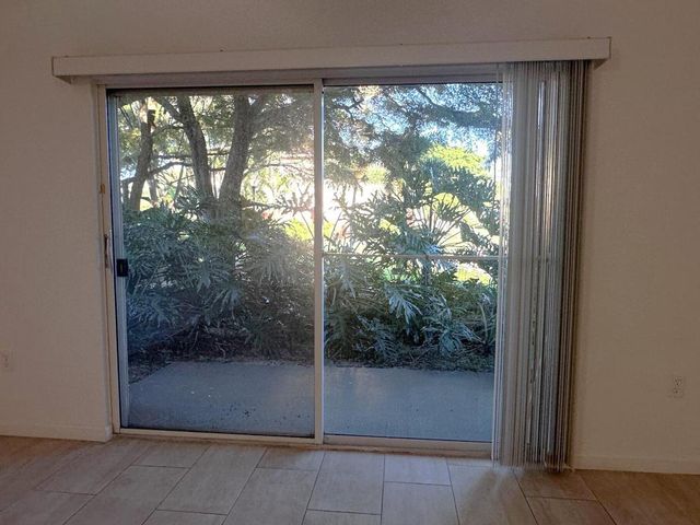 4187 N Haverhill Road 503, West Palm Beach, FL 33417