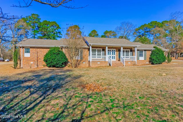 204 N Country Club Road, Kenansville, NC 28349