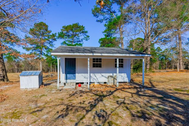 204 N Country Club Road, Kenansville, NC 28349