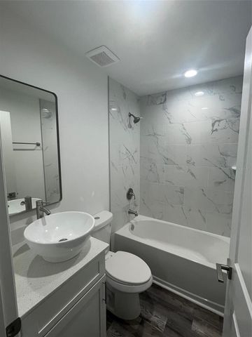 10037 AMICOLA STREET, Port Charlotte, FL 33981