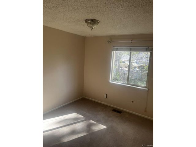 5033 S Field Ct, Littleton, CO 80123