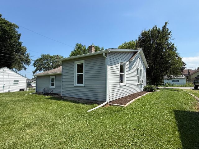 304 N Lincoln Street, Hebron, IN 46341