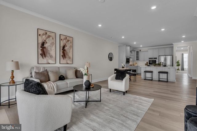 10722 GREAT LAKES PL, White Plains, MD 20695