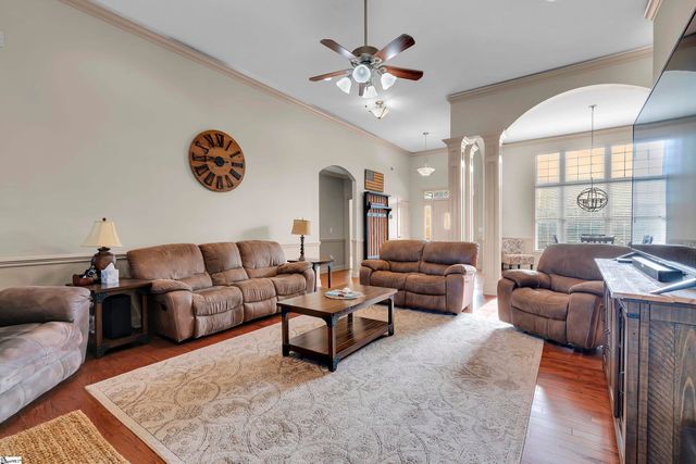 124 Dewfield Lane, Boiling Springs, SC 29316