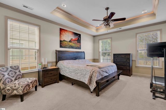 124 Dewfield Lane, Boiling Springs, SC 29316