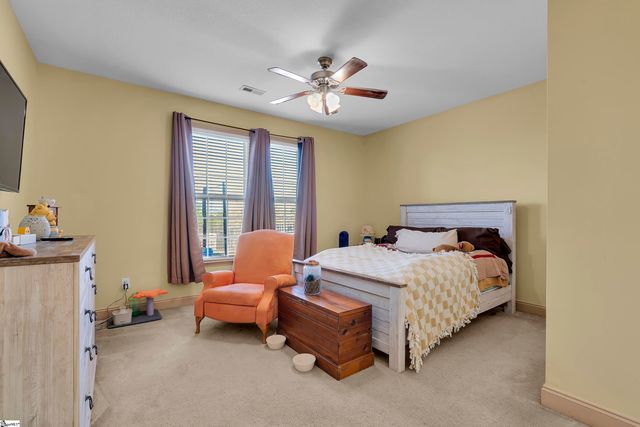 124 Dewfield Lane, Boiling Springs, SC 29316