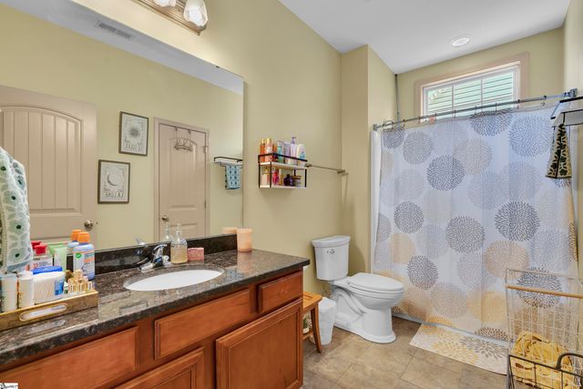 124 Dewfield Lane, Boiling Springs, SC 29316