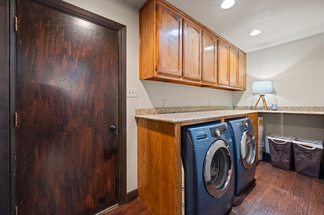7500 Parker Drive E, Burleson, TX 76028