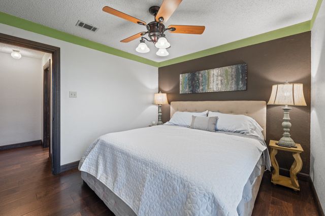 7500 Parker Drive E, Burleson, TX 76028