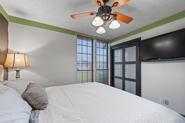 7500 Parker Drive E, Burleson, TX 76028