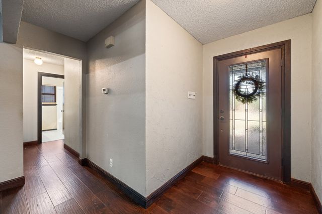 7500 Parker Drive E, Burleson, TX 76028