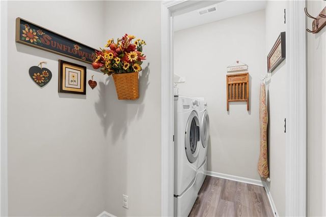 1406 SW 8th Terrace, Oak Grove, MO 64075