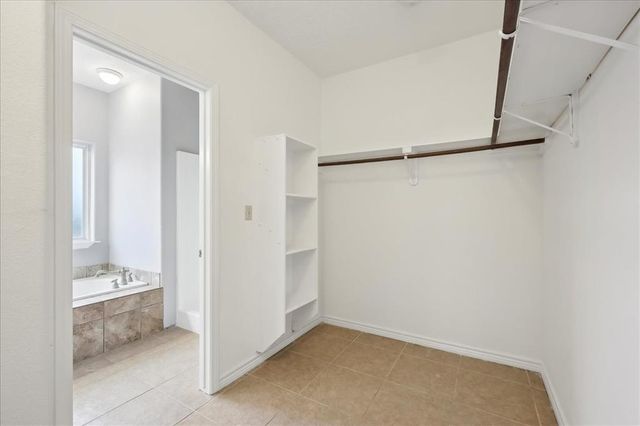 500 Larry Ward Drive, Bridge City, TX 77611