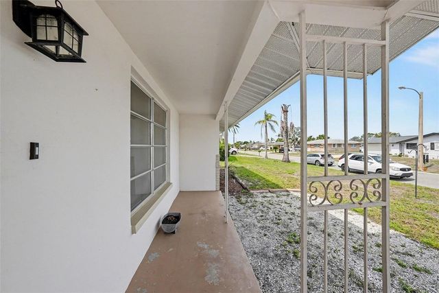 8018 VALMY LANE, Port Richey, FL 34668