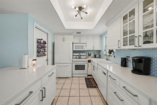 8018 VALMY LANE, Port Richey, FL 34668