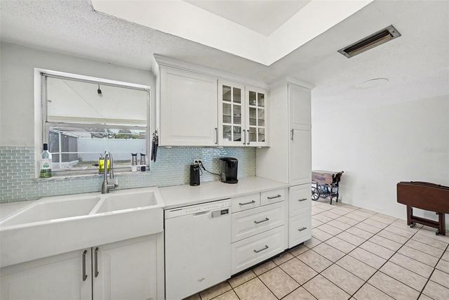 8018 VALMY LANE, Port Richey, FL 34668