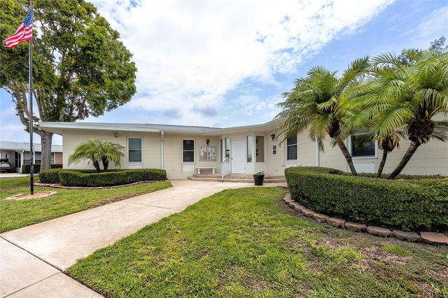 12400 PARK BOULEVARD 417, Seminole, FL 33772