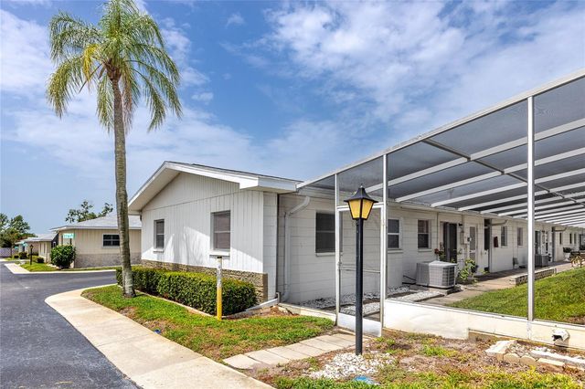 12400 PARK BOULEVARD 417, Seminole, FL 33772