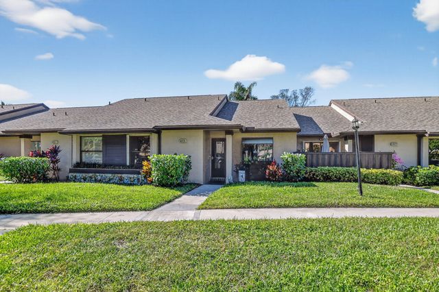 8479 Boca Glades Boulevard E, Boca Raton, FL 33434