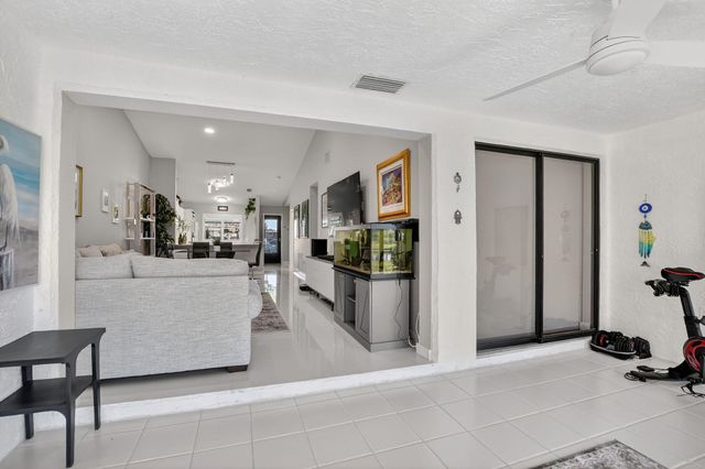 8479 Boca Glades Boulevard E, Boca Raton, FL 33434