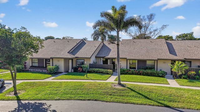 8479 Boca Glades Boulevard E, Boca Raton, FL 33434