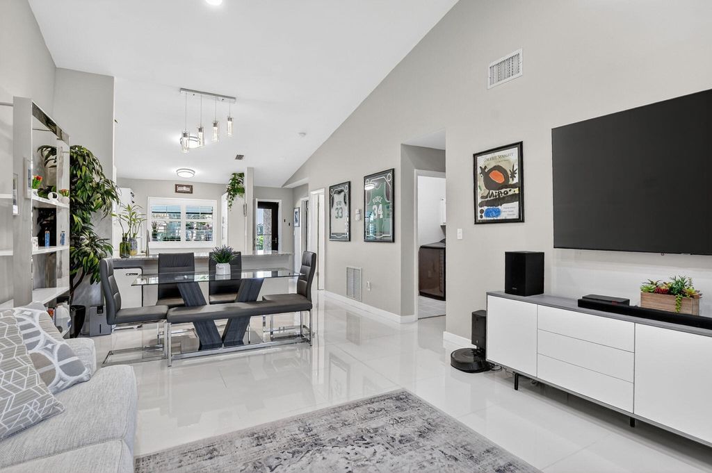 8479 Boca Glades Boulevard E, Boca Raton, FL 33434