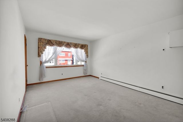 104 Belmont Ave, Garfield City, NJ 07026