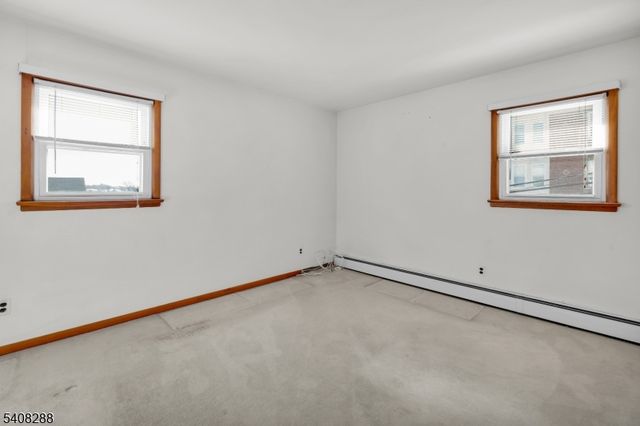 104 Belmont Ave, Garfield City, NJ 07026