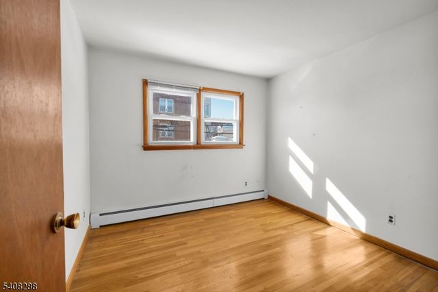 104 Belmont Ave, Garfield City, NJ 07026