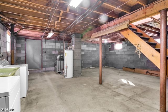 104 Belmont Ave, Garfield City, NJ 07026