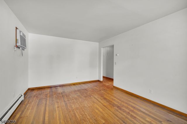 104 Belmont Ave, Garfield City, NJ 07026