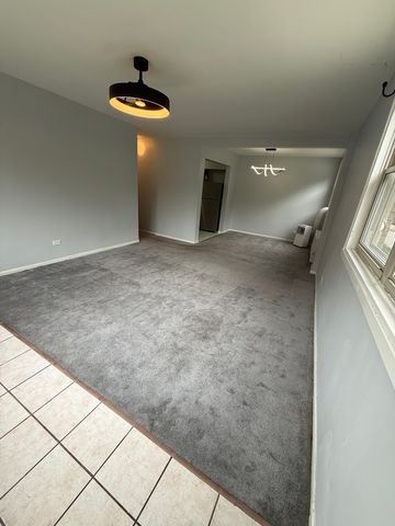 6700 S Paxton Avenue G2, Chicago, IL 60649
