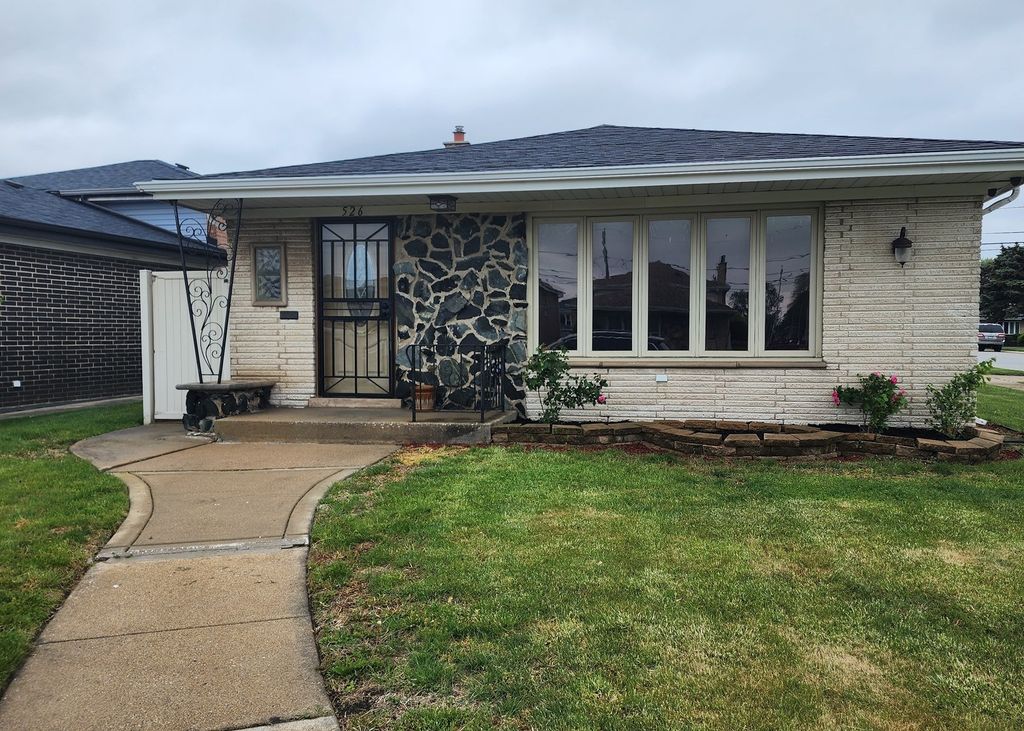 526 Marquette Avenue, Calumet City, IL 60409
