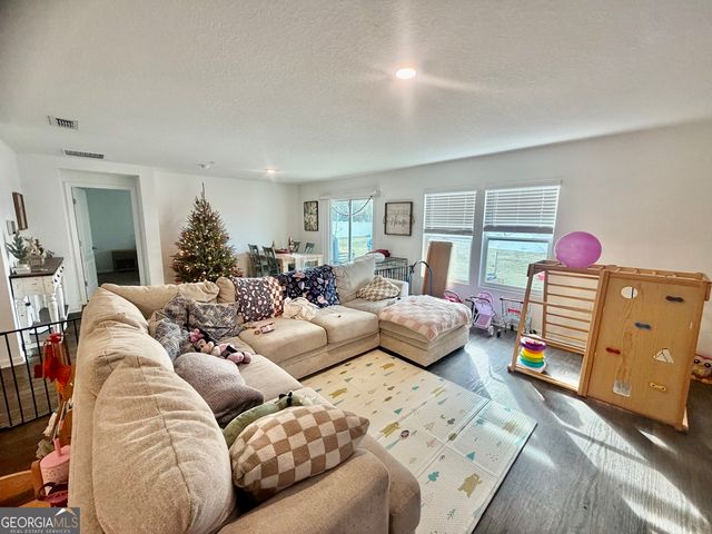 90 Landing Boulevard, Woodbine, GA 31569