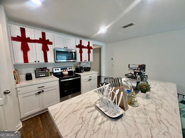 90 Landing Boulevard, Woodbine, GA 31569