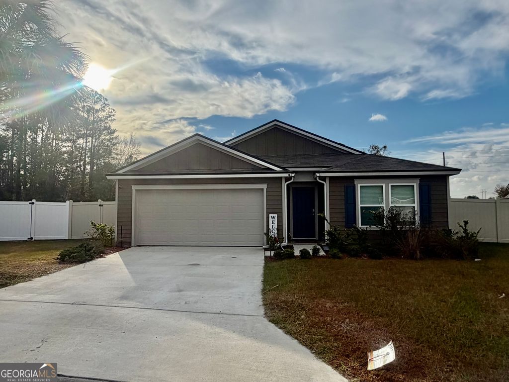 90 Landing Boulevard, Woodbine, GA 31569