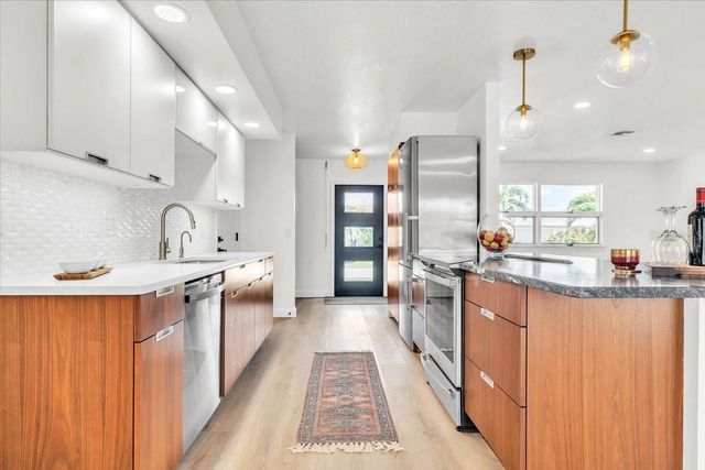 2839 VIA PALOMA DRIVE, Punta Gorda, FL 33950