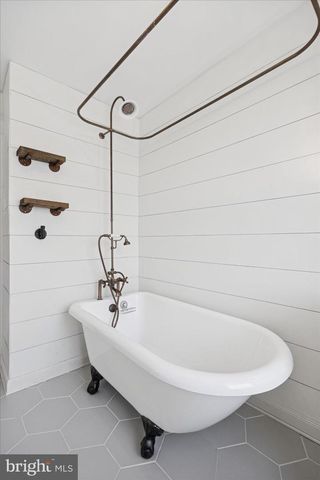 450 CHILDS AVE, Drexel Hill, PA 19026