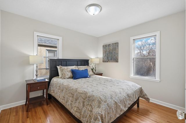 3650 Queen Avenue N, Minneapolis, MN 55412