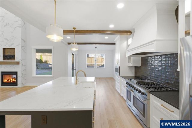 1763 York Butte Av SE, Salem, OR 97306