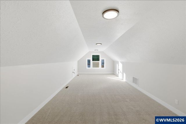 1763 York Butte Av SE, Salem, OR 97306