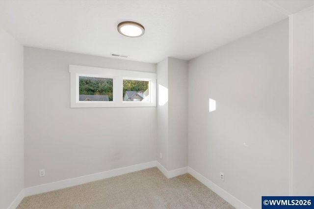 1763 York Butte Av SE, Salem, OR 97306