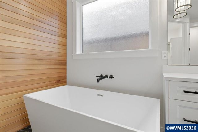 1763 York Butte Av SE, Salem, OR 97306