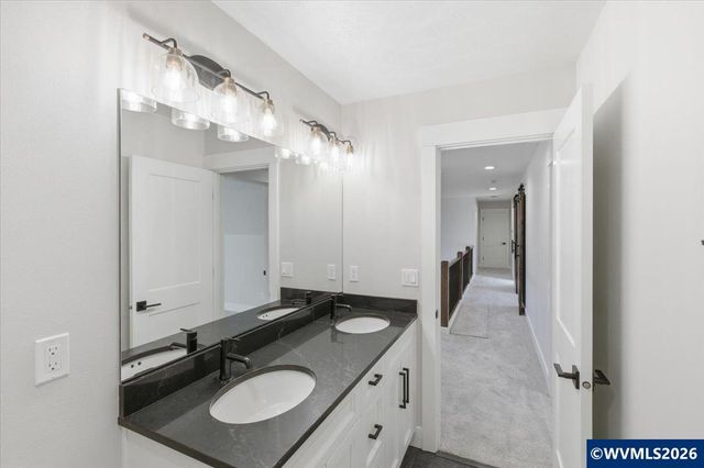 1763 York Butte Av SE, Salem, OR 97306