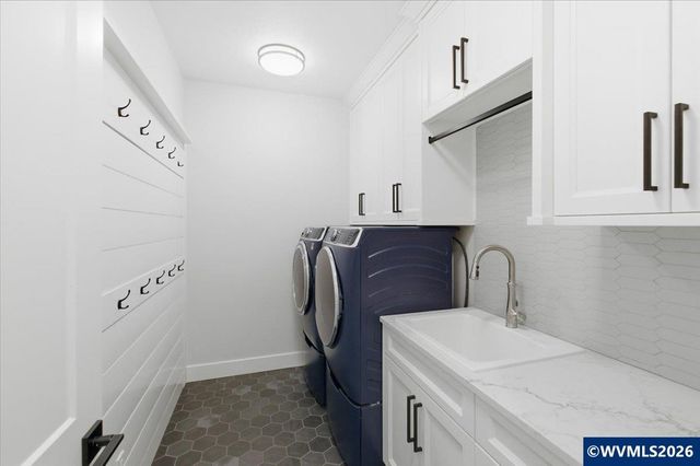 1763 York Butte Av SE, Salem, OR 97306