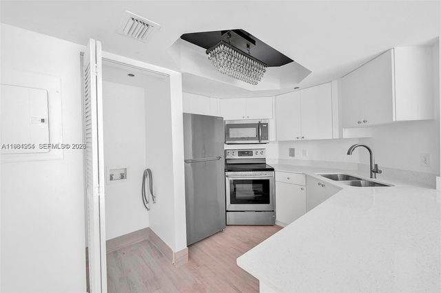 8911 Collins Ave 703, Surfside, FL 33154