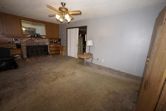 735 N Winery Avenue, Fresno, CA 93727