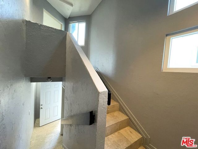 23 Buccaneer Street, Marina Del Rey, CA 90292