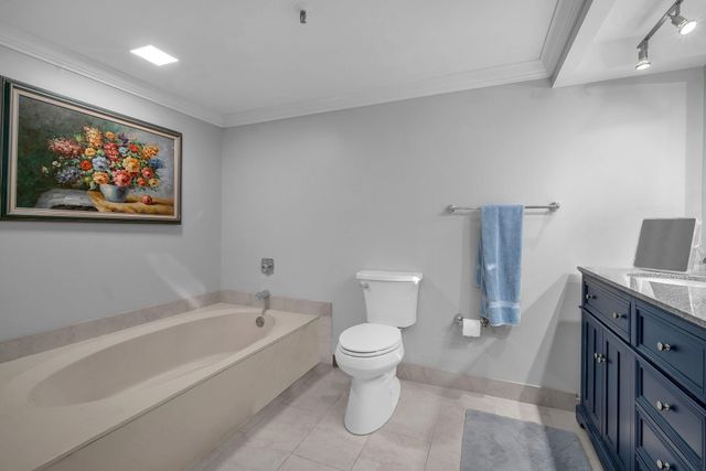 2480 Presidential Way 303, West Palm Beach, FL 33401